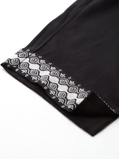 Floral Printed Regular Kurta with Trousers