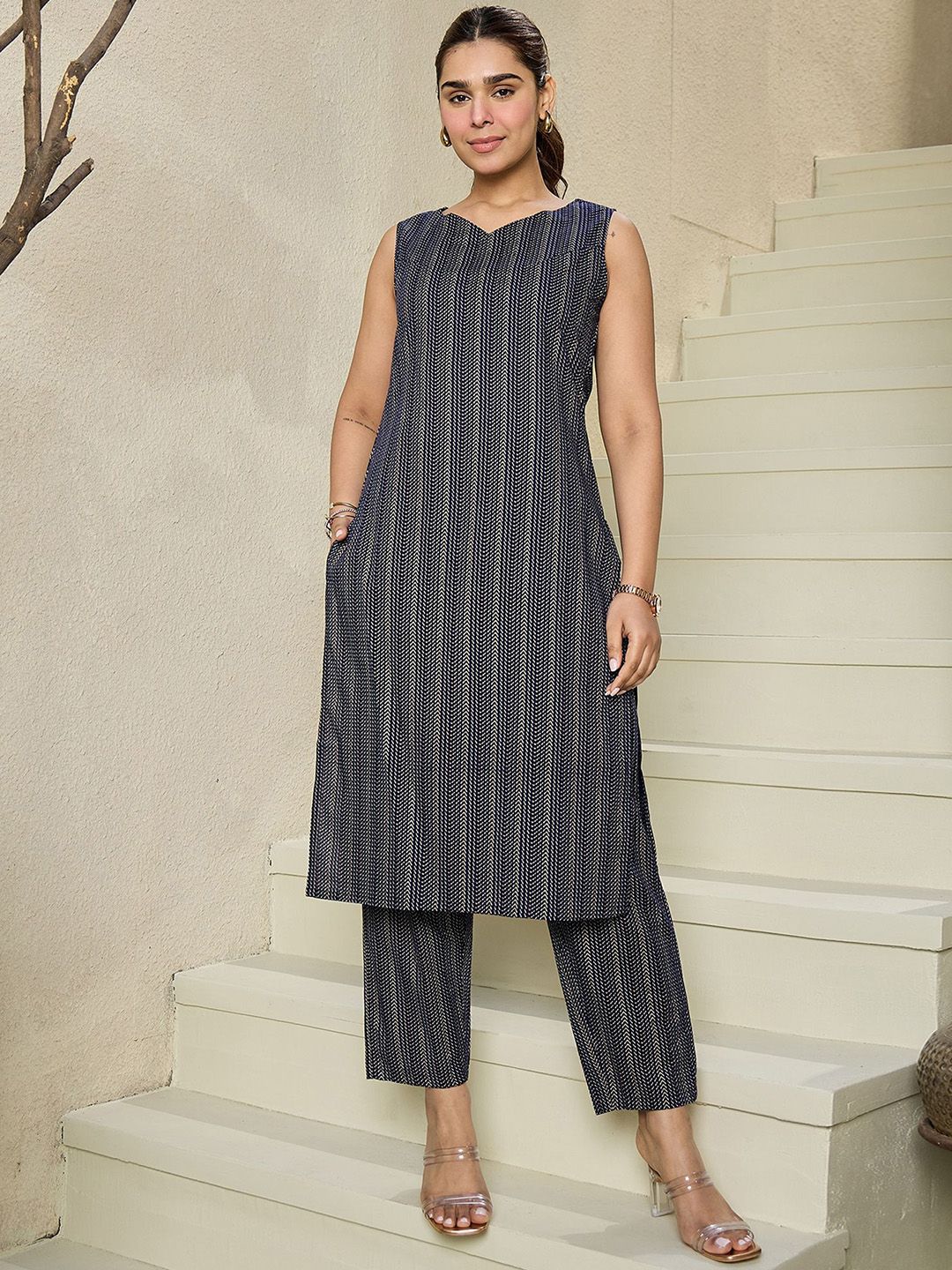 Dhiyona IE Printed Sleeveless Pure Cotton Tunic With Trouser