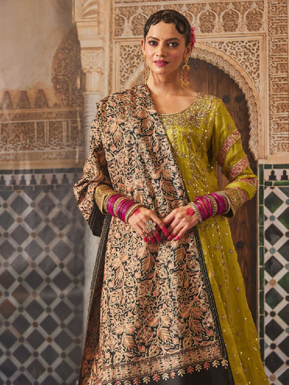 Dhiyona PA Women Floral Embroidered Shawl