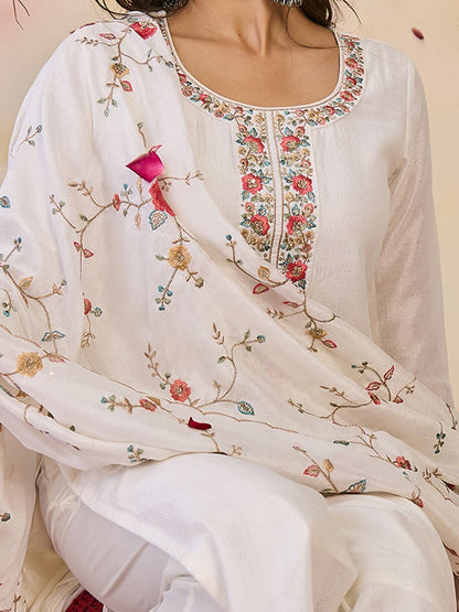 Women Floral Embroidered Regular Thread Work Kurta with Trousers & With Dupatta