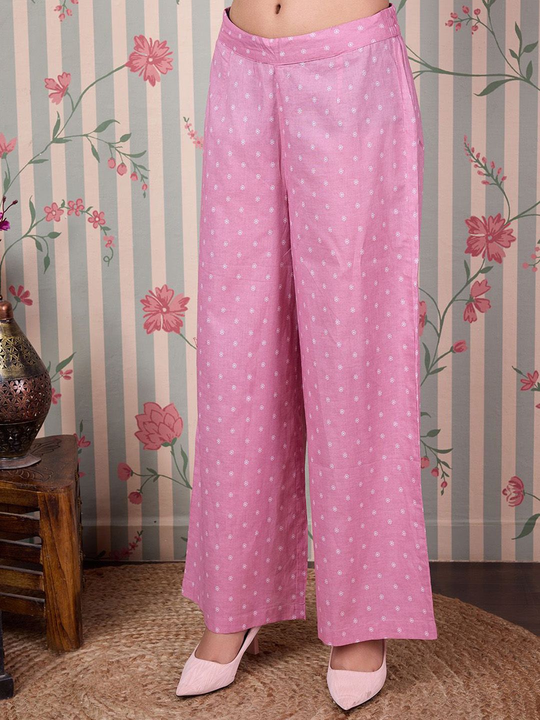 Dhiyona OD  Floral Printed Regular Pure Cotton Kurta with Trousers