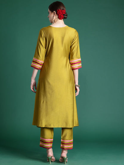 Floral Yoke Design Thread Work Liva Kurta With Trousers