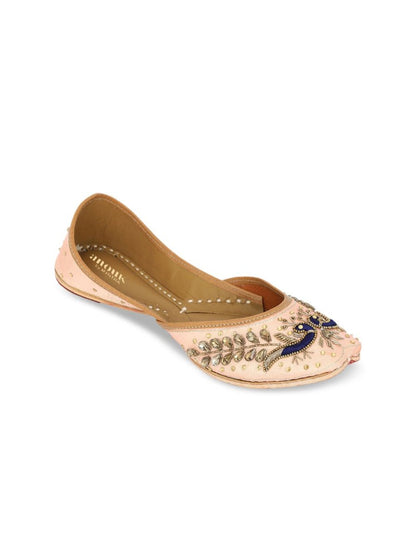 Dhiyona AK Women Rose Gold Coloured Ethnic Embellished Mojaris