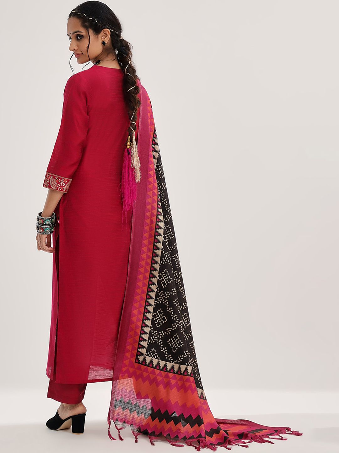 Dhiyona VA Women'sEthnic Motifs Yoke Design Straight Kurta & Trousers With Dupatta