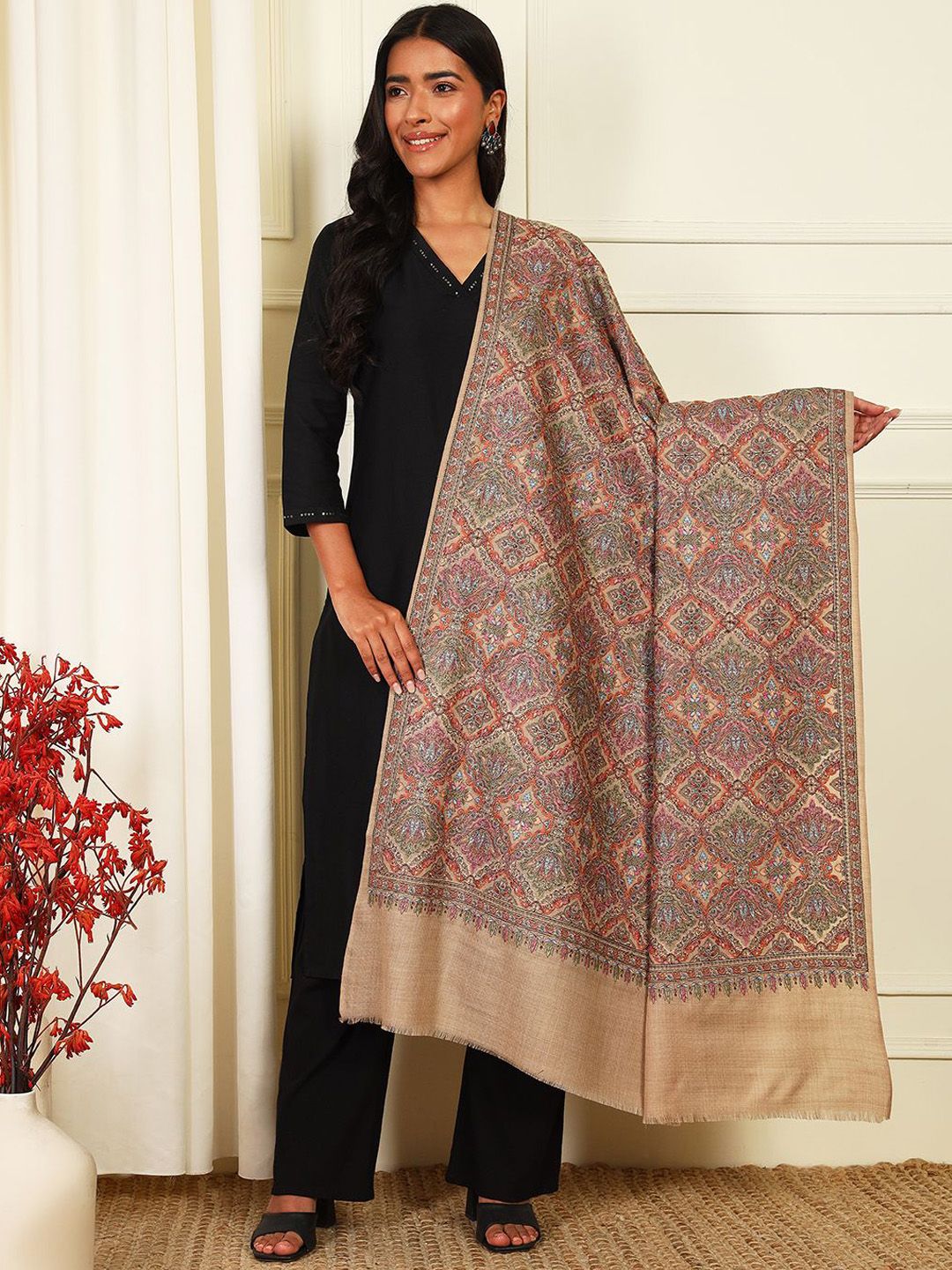 Dhiyona PA Paisley Embroidered Woollen Silk Shawl