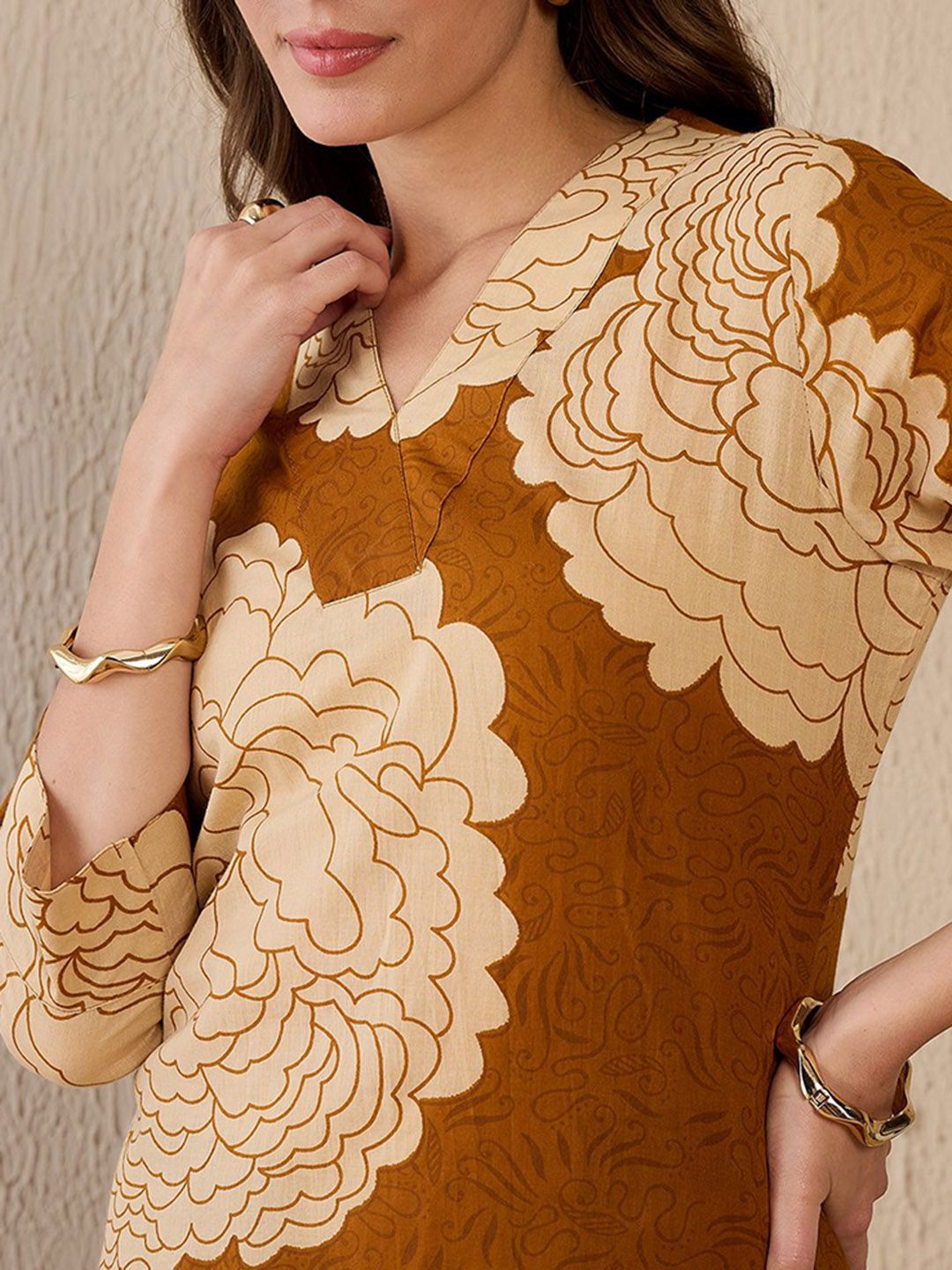 Dhiyona IE Floral Printed V-Neck Pure Cotton Tunic With Palazzo