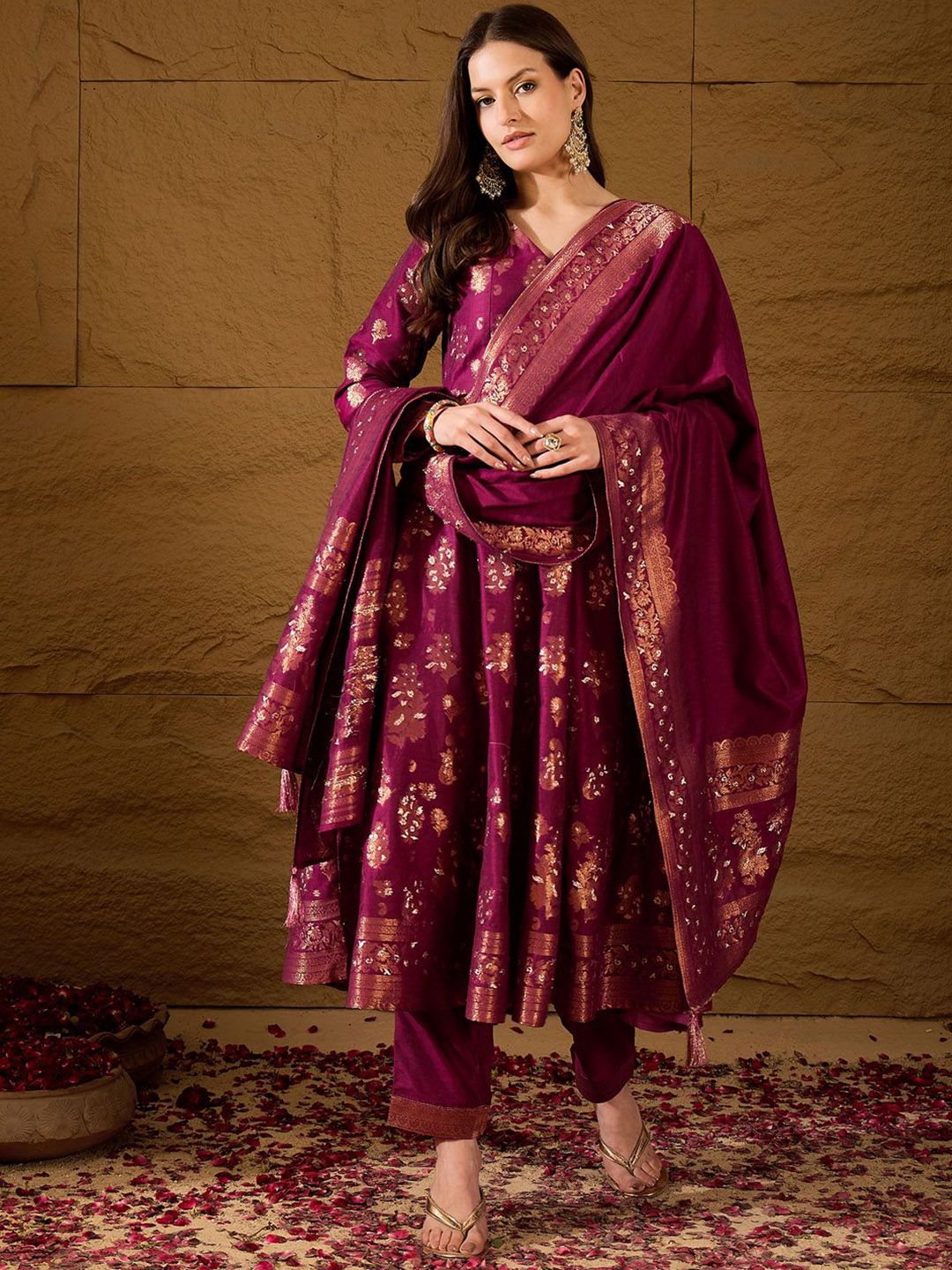 Dhiyona PD Women Women Floral Woven Design Chanderi Kurta with Palazzo & Dupatta