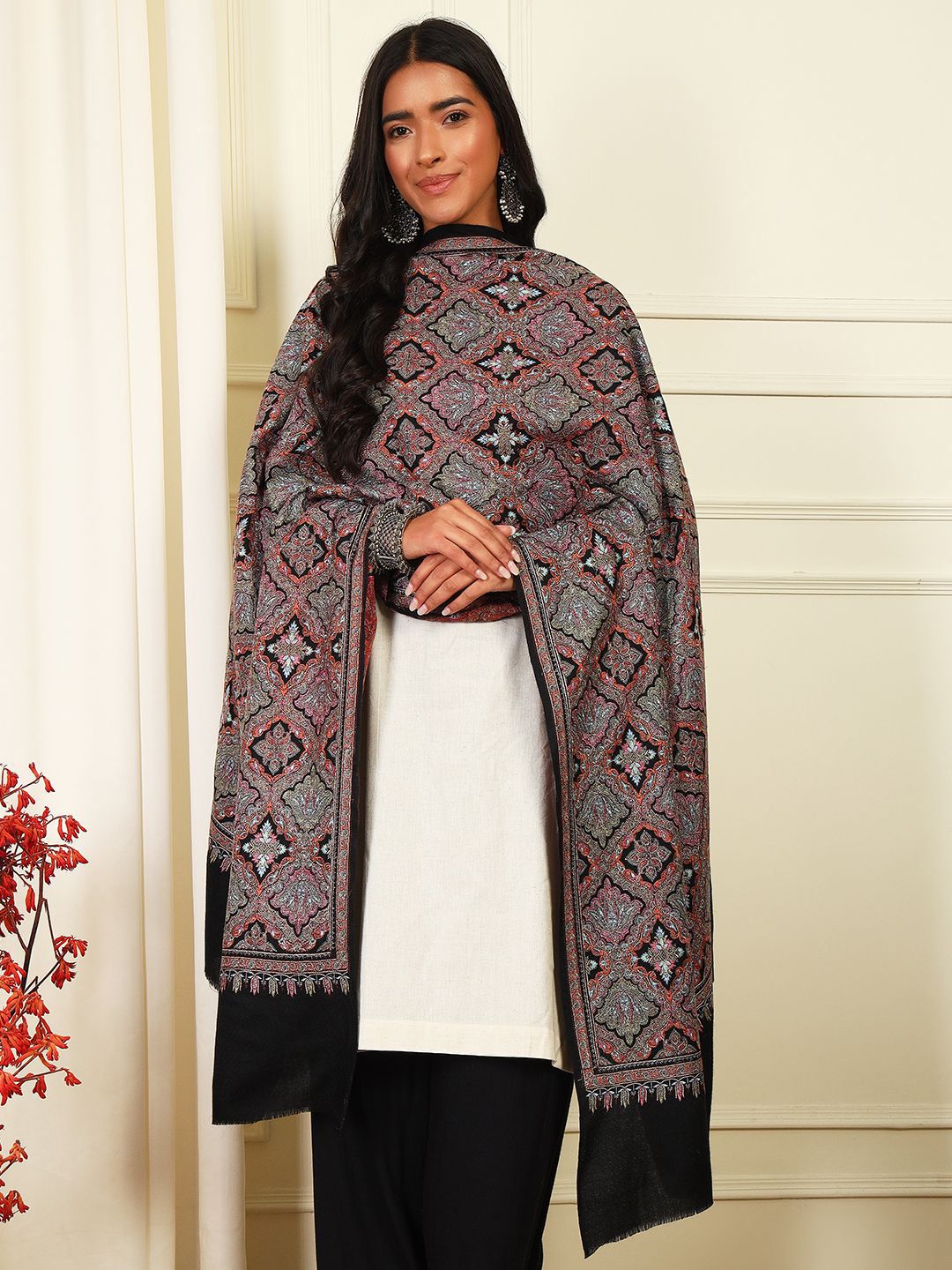 Dhiyona PA Paisley Embroidered Woollen Silk Shawl