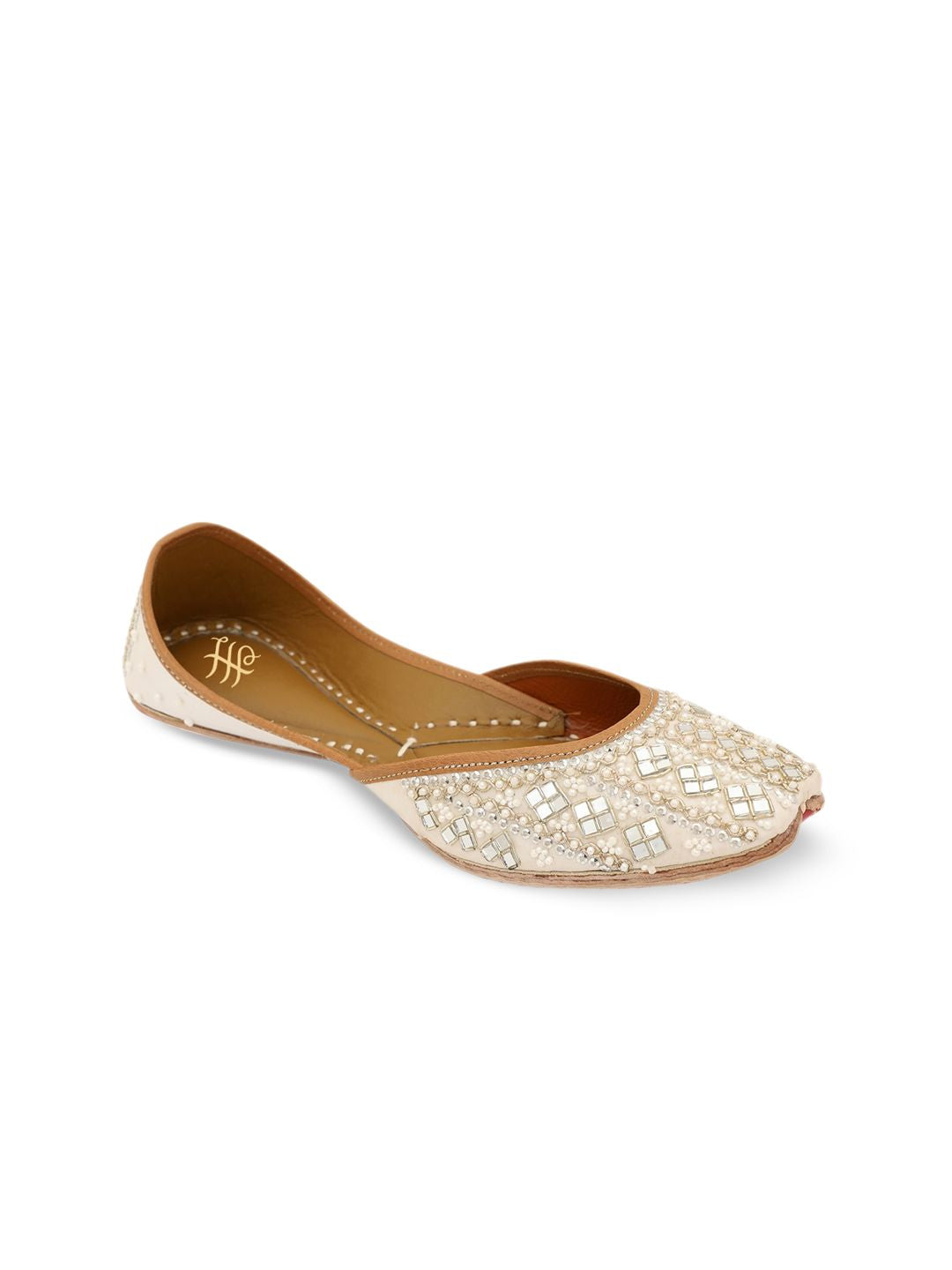 Dhiyona HOP Embroidered Mojaris