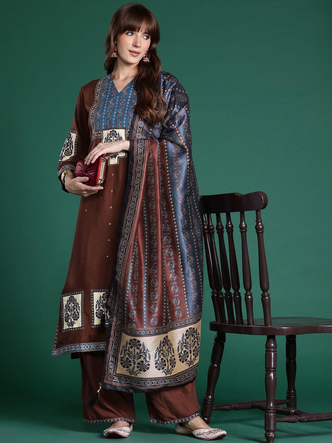 Dhiyona IE Ethnic Motifs Embroidered Thread Work Kurta with Palazzos & With Dupatta