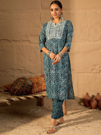 Women Floral Embroidered Regular Thread Work Pure Cotton Kurta with Trousers
