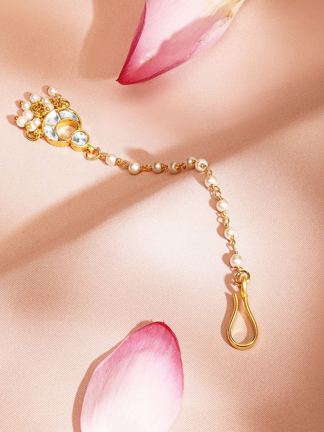 Dhiyona RJ Women's 22K Gold Plated Kundan Studded Maang Tikka with Pearl Beaded Chain