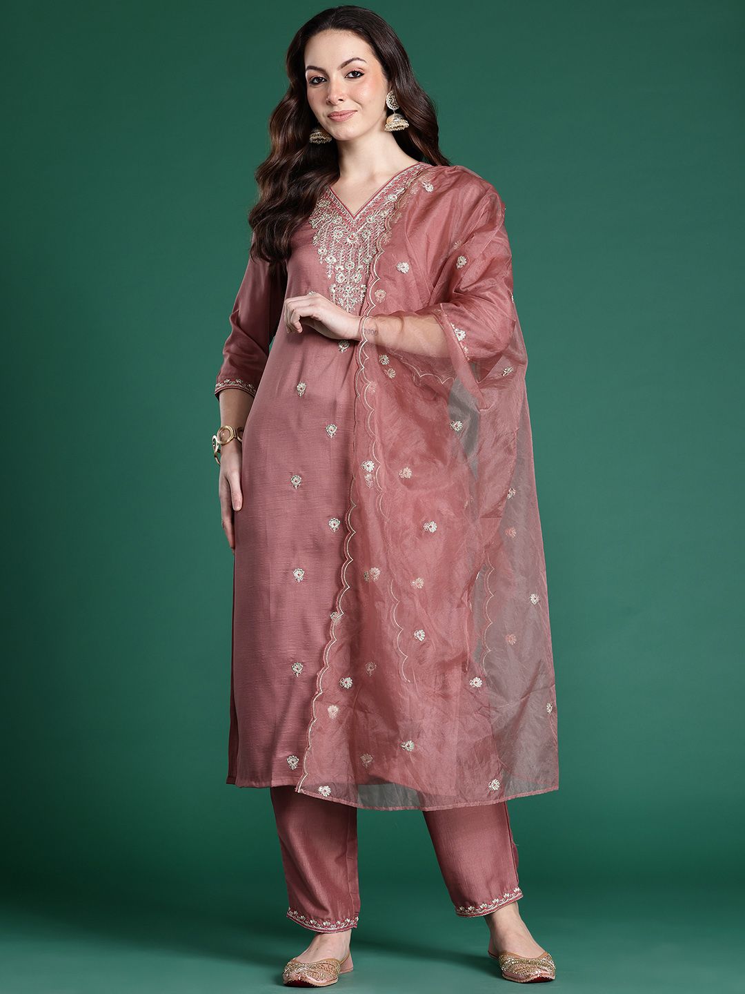 Dhiyona IE Ethnic Motifs Embroidered Sequinned Kurta with Trousers & With Dupatta