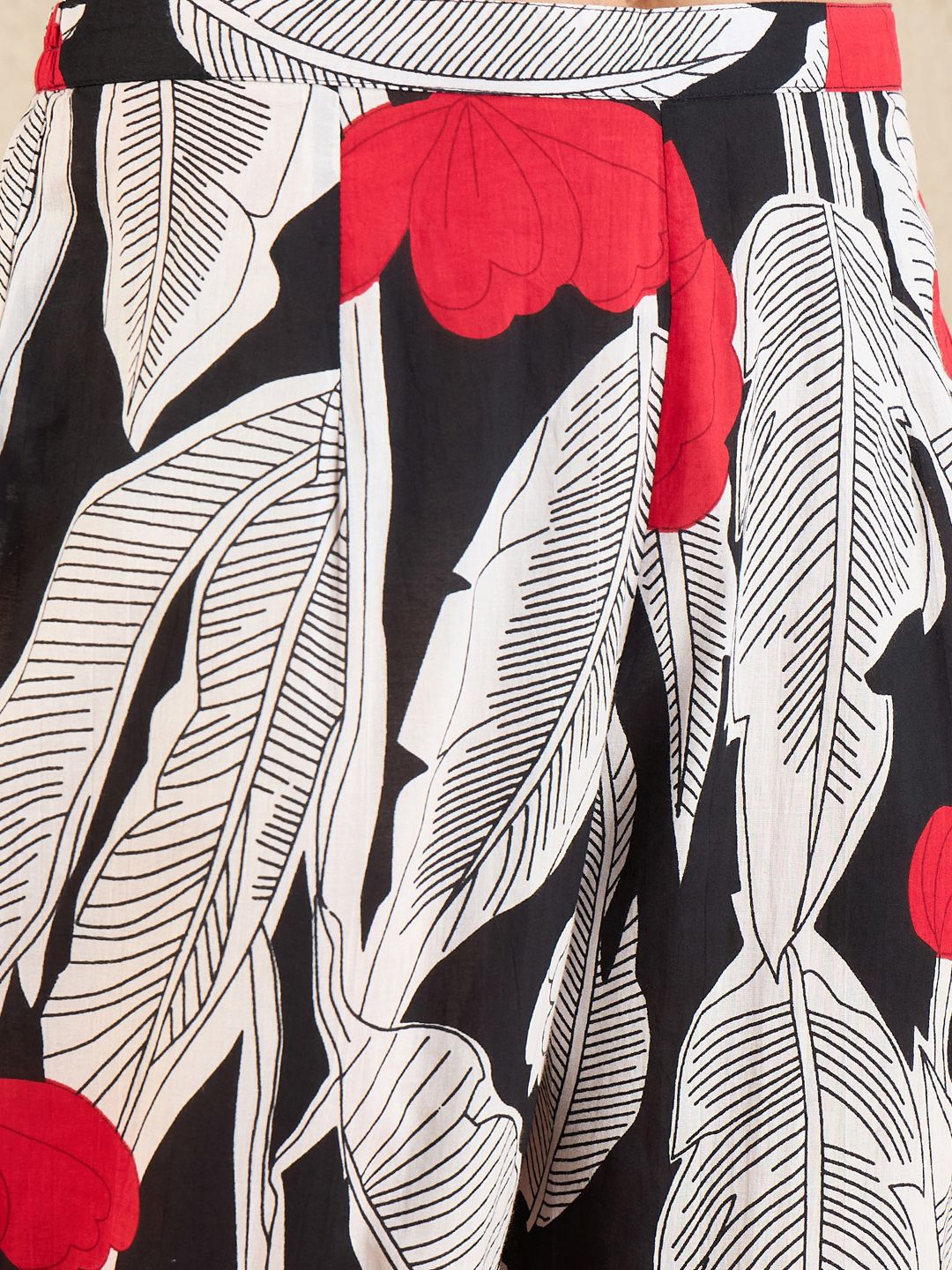 Dhiyona IE Floral Printed Pure Cotton Straight Kurta With Trousers