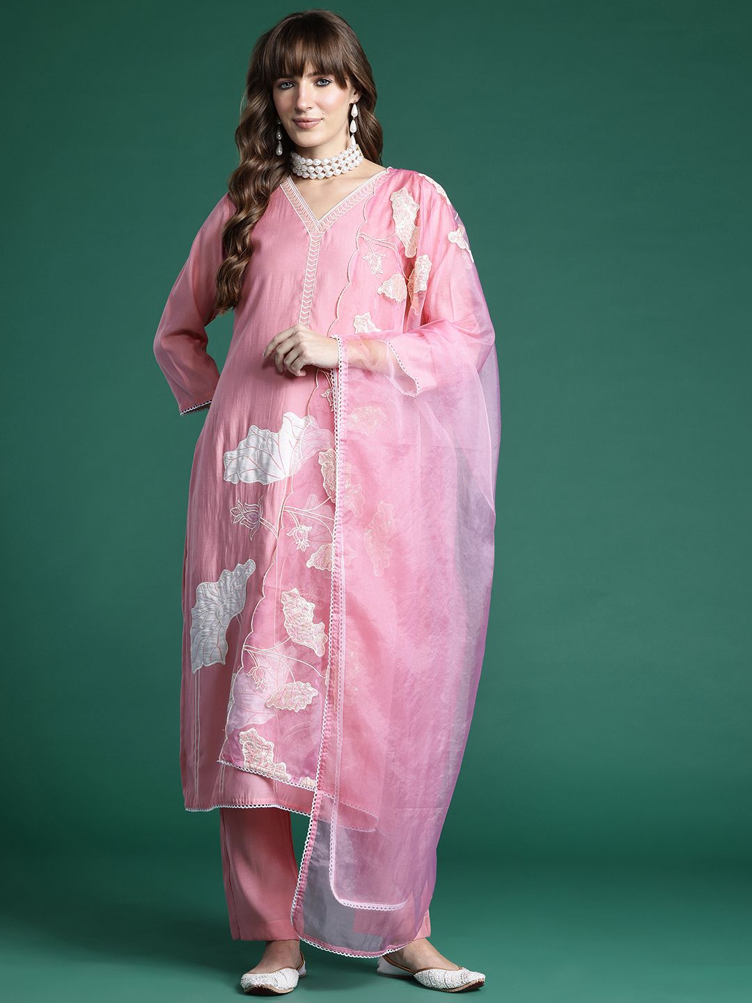 Floral Embroidered Regular Sequinned Kurta with Trousers & Dupatta