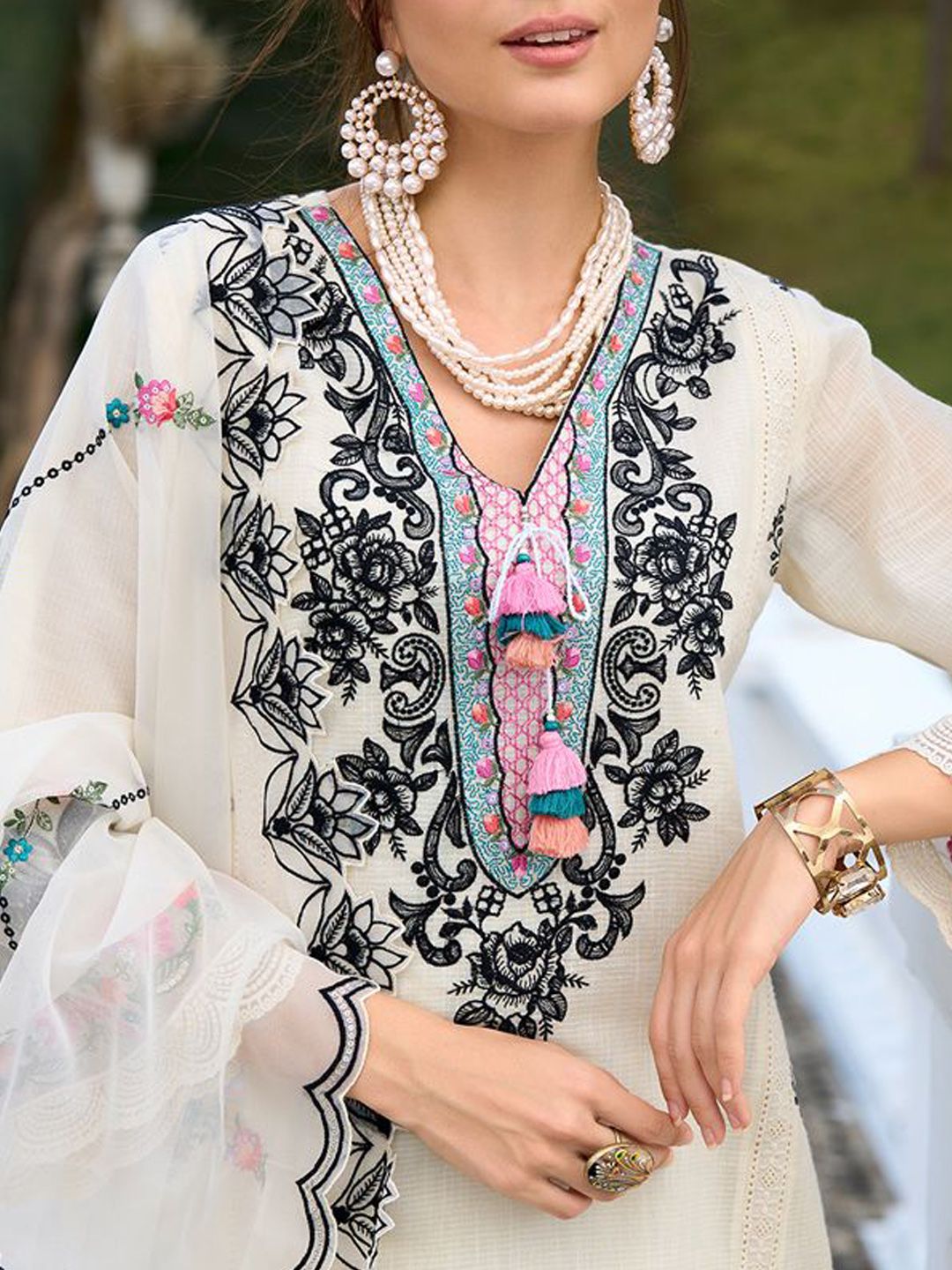Ethnic Motifs Embroidered Pure Cotton Kurta with Trousers & Dupatta