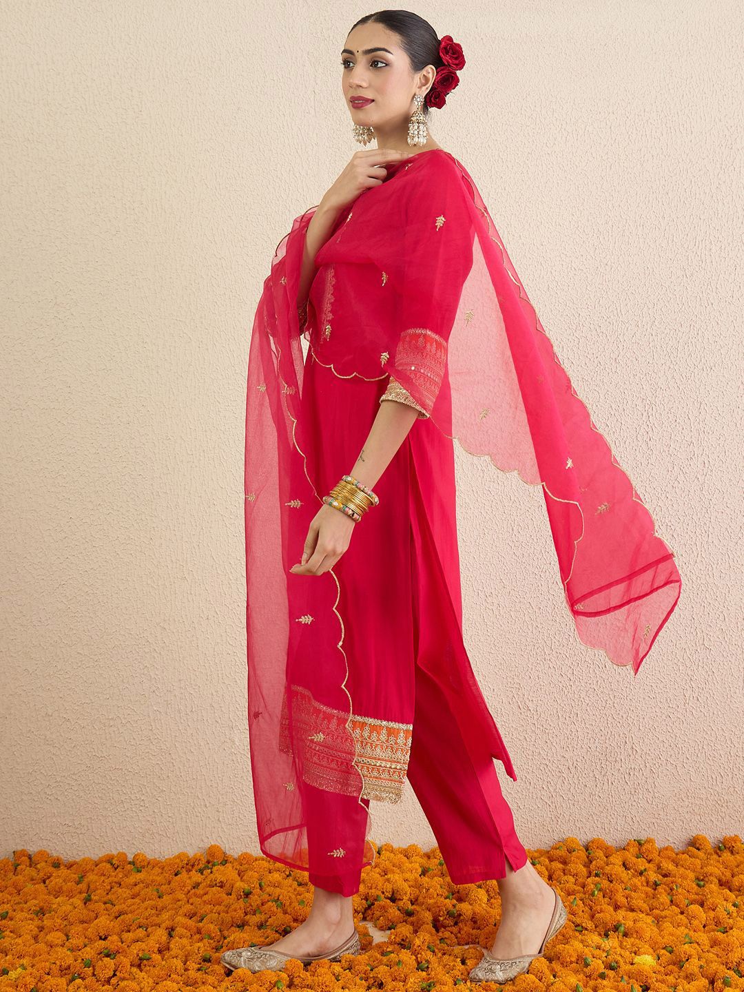 Ethnic Motifs Embroidered Notch Neck Straight Kurta With Trousers & Dupatta