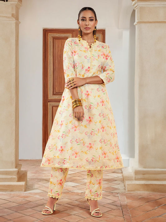Dhiyona SO Women's Floral Printed Regular Kurta with Trousers