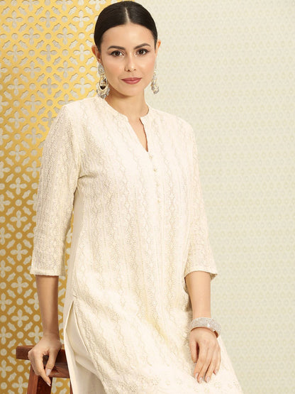 Dhiyona PD Women Women Jashn Embroidered Thread Work Zari Sequinned Kurta with Palazzos