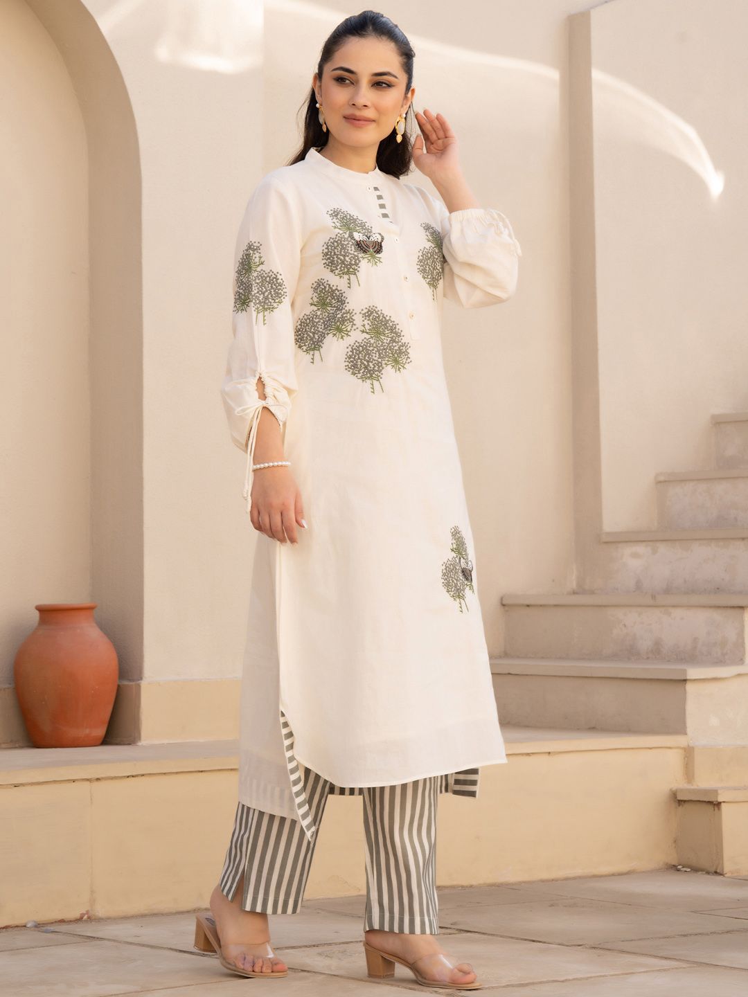 Floral Embroidered Mandarin Collar Pure Cotton A Line Kurta With Trousers