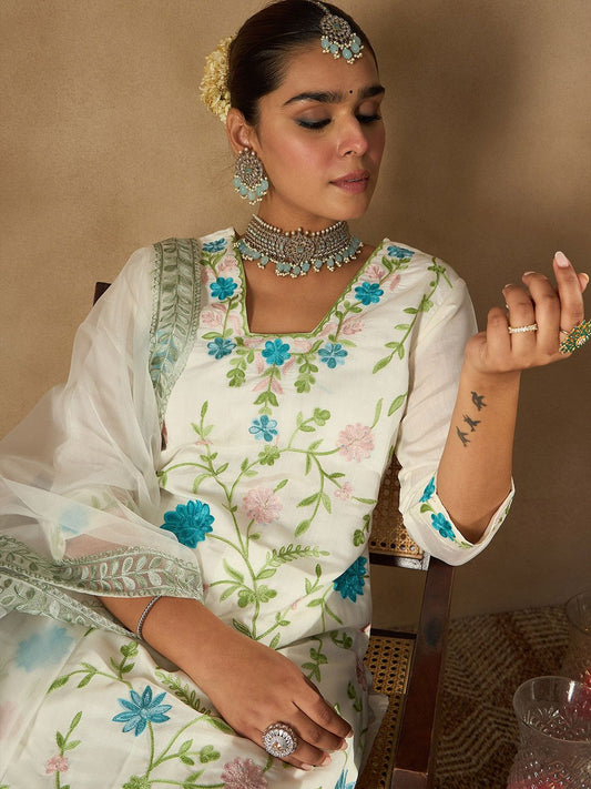 Dhiyona IE Women Floral Embroidered Regular Thread Work Kurta with Trousers & With Dupatta