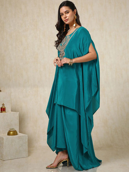 Dhiyona SO Women's Paisley Embroidered Short Sleeves Regular Sequinned Kaftan Kurta With Trouser