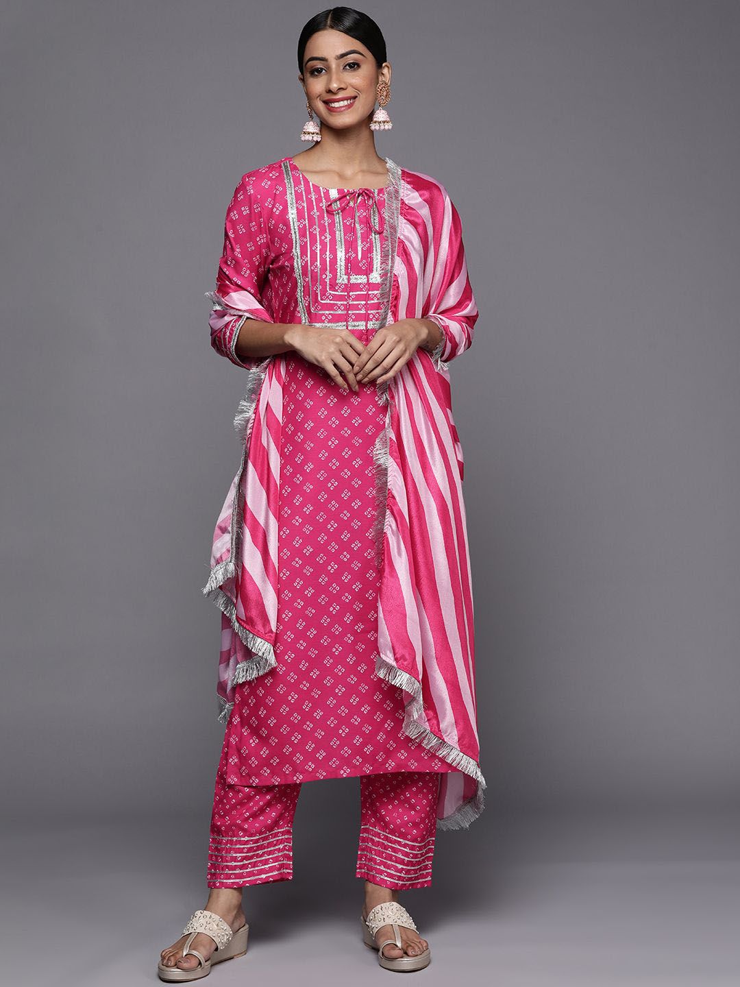 Dhiyona VA Women's Bandhani Printed Regular Thread Work Kurta with Trousers & With Dupatta