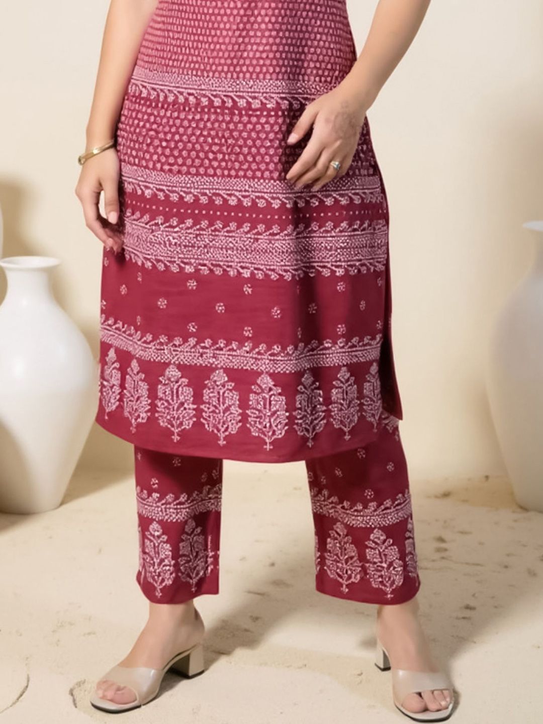 Women Ethnic Motifs Printed Shoulder Straps Pure Cotton Kurta with Trousers