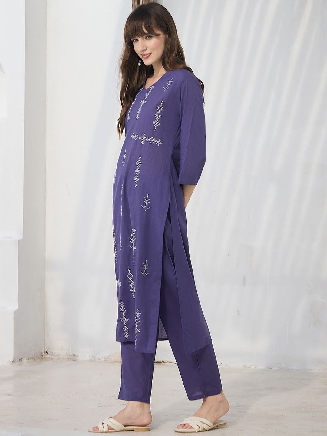 Dhiyona IE Embroidered Pure Cotton V-Neck Top With Trousers Co-Ords