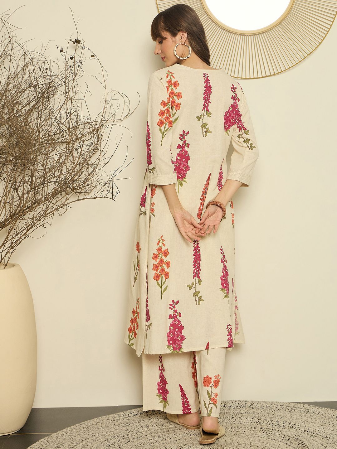 Women Floral Printed Regular Thread Work Kurta with Palazzos