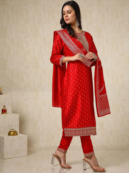 Dhiyona SO Women's Red Floral Printed Round Neck Regular Thread Work Kurta With Trouser With Dupatta
