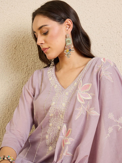 Women Floral Embroidered Regular Thread Work Pure Cotton Kurta with Trousers & With Dupatta