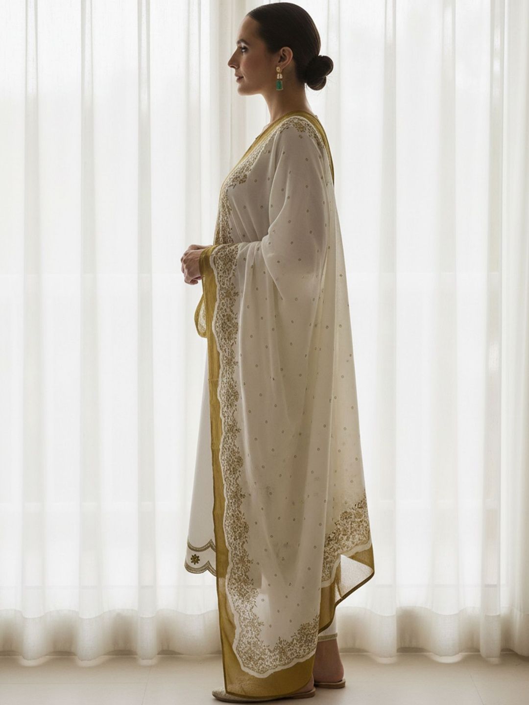 Ethnic Motifs Embroidered Sequinned Pure Cotton Kurta With Trousers & Dupatta