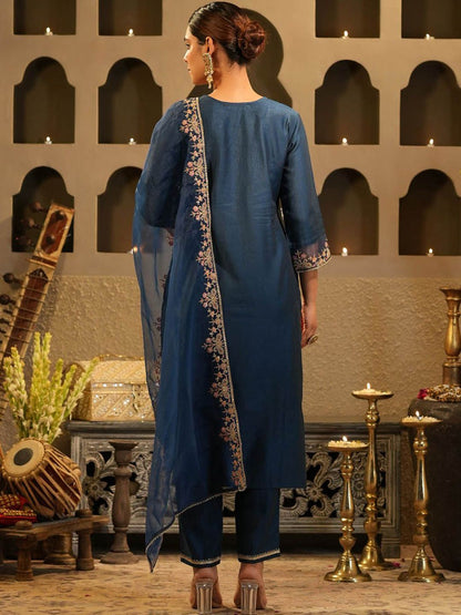 Dhiyona IE Women's Women Embroidered Regular Kurta with Trousers & Dupatta