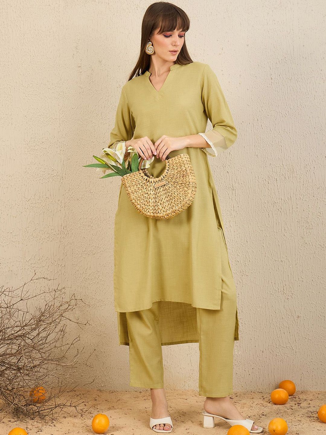 Mandarin Collar Kurta with Trousers