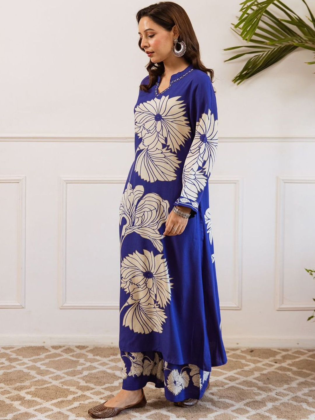 Women Floral Printed Kurta with Palazzo