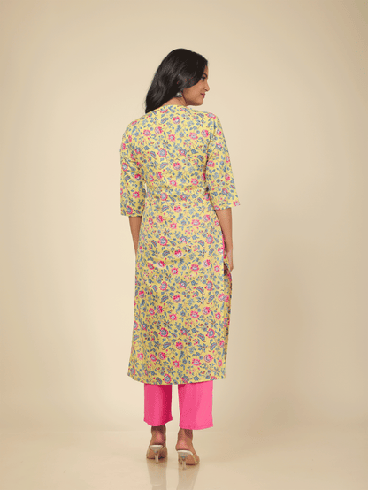 Women's Cotton Yellow Straight Kurta