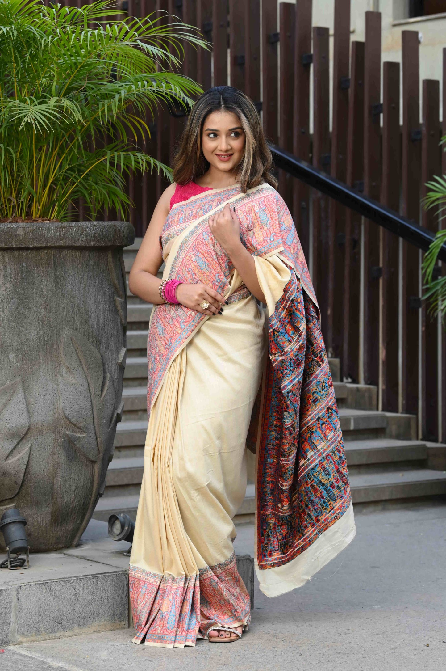 Dhiyona GR Women's Aardhya Cream Jamewar Kashmiri Soft Modal Silk Saree