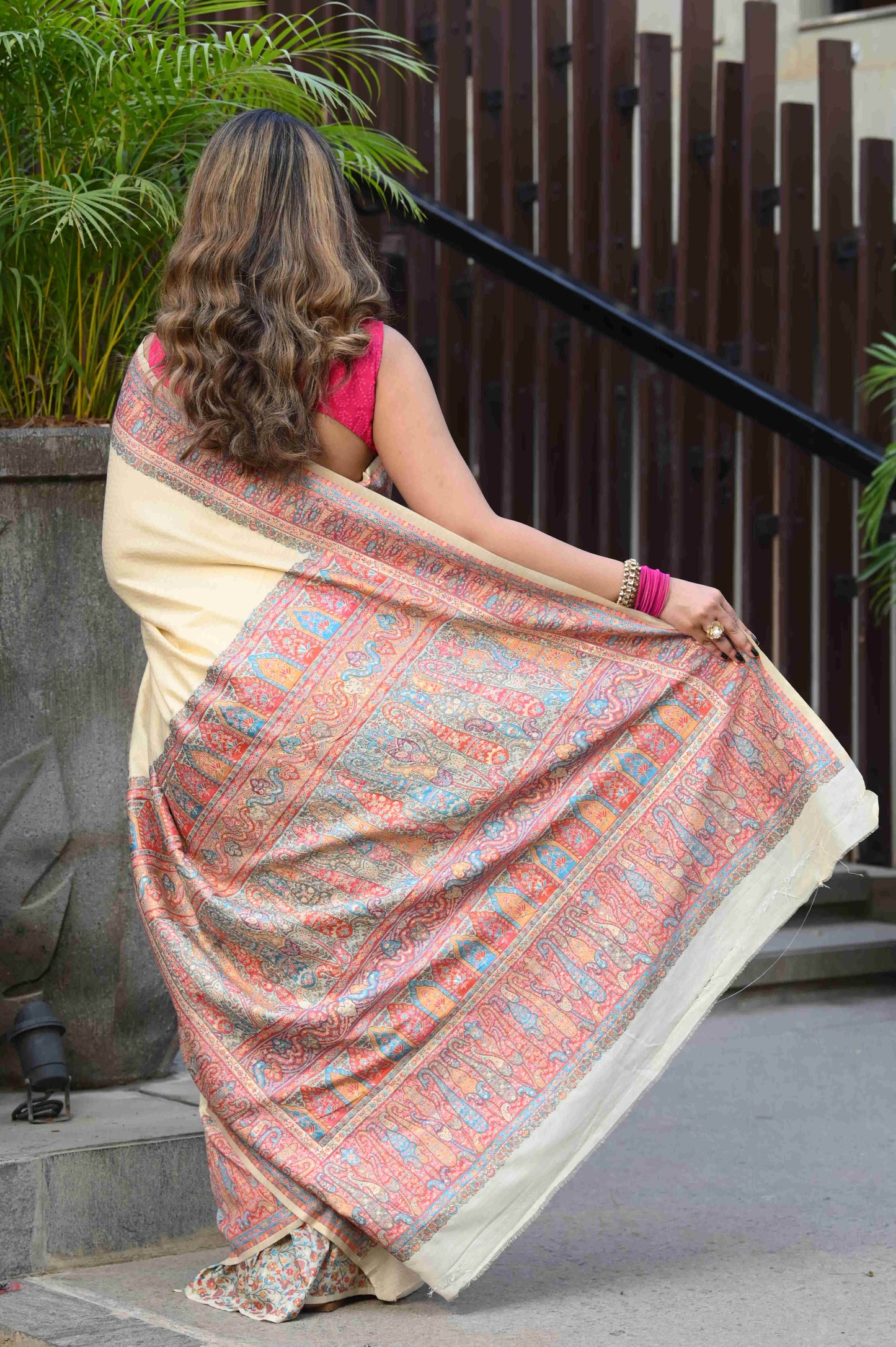 Dhiyona GR Women's Aardhya Cream Jamewar Kashmiri Soft Modal Silk Saree
