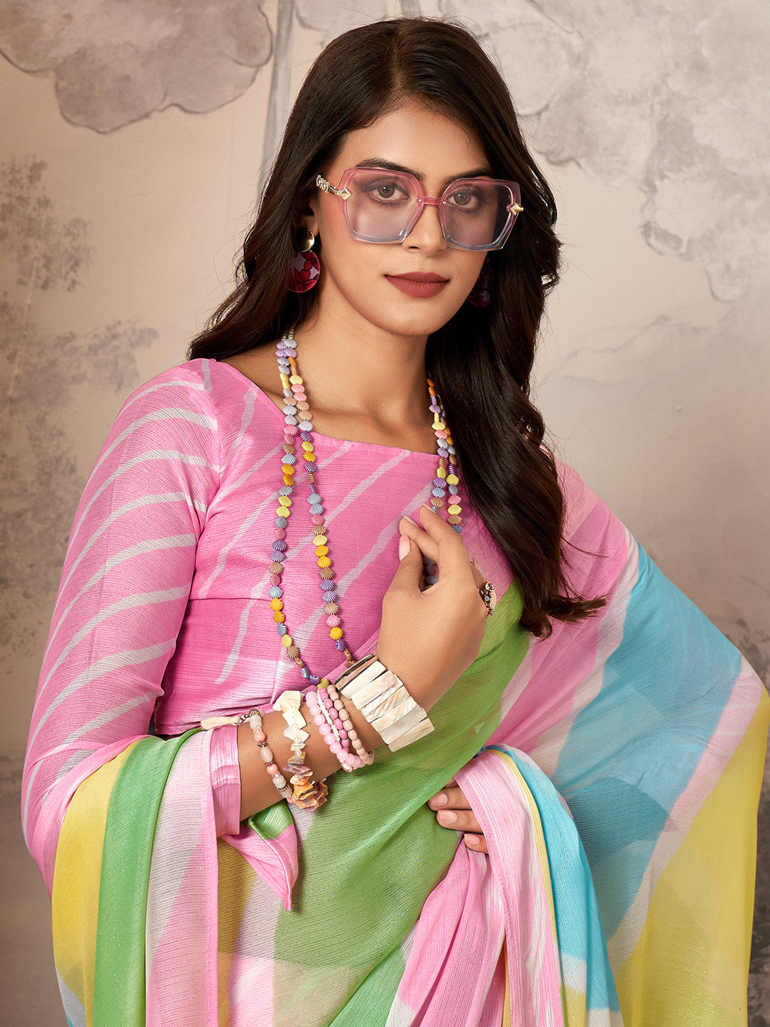 Women's Chiffon Pink Printed Designer Saree With Blouse Piece