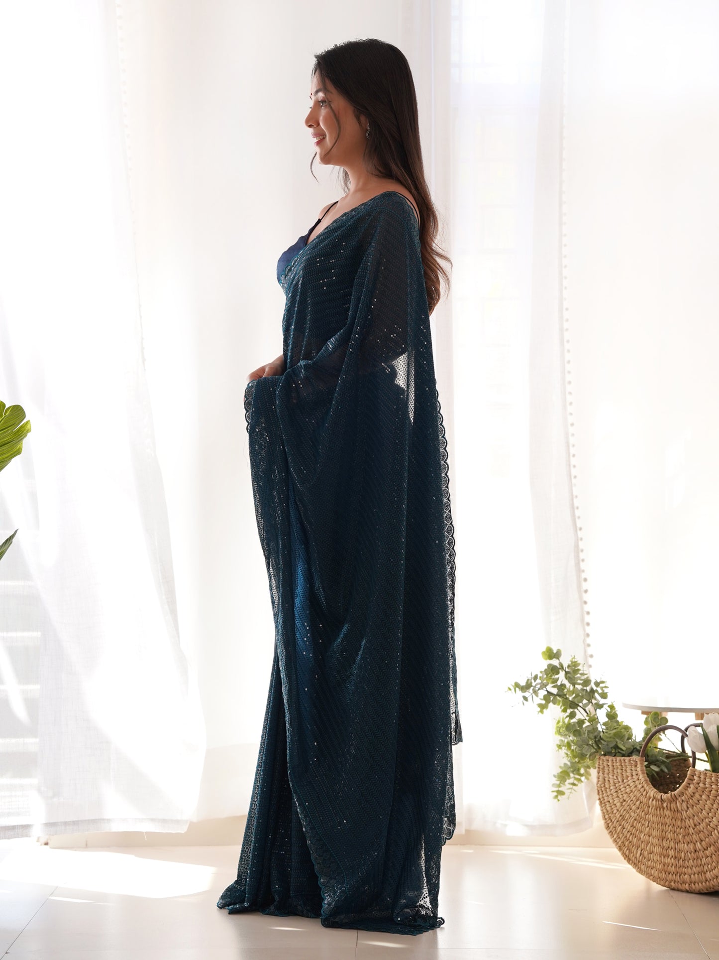 Women's Georgette Teal blue Embellished Designer Saree With Blouse Piece