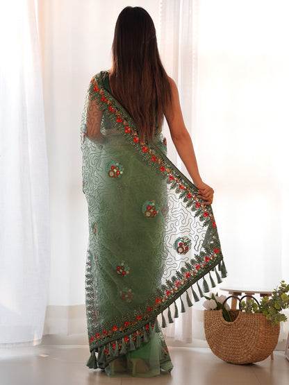 Women's Net Light Green Embellished Designer Saree With Blouse Piece