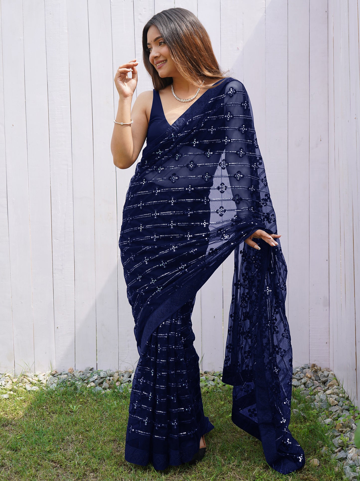 Women's Net Navy Blue Embellished Designer Saree With Blouse Piece
