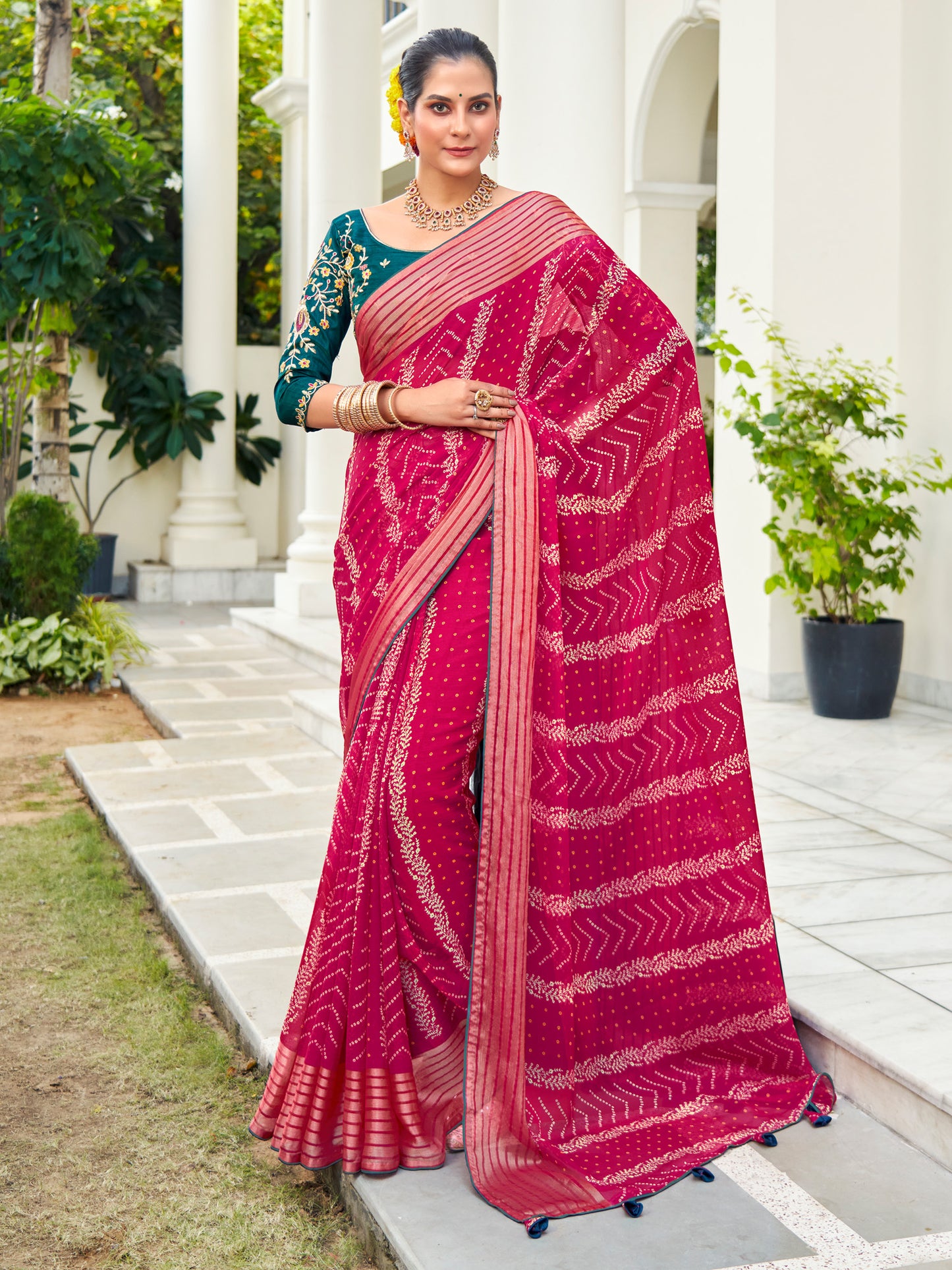 Women's Chiffon Pink Embellished Designer Saree With Blouse Piece