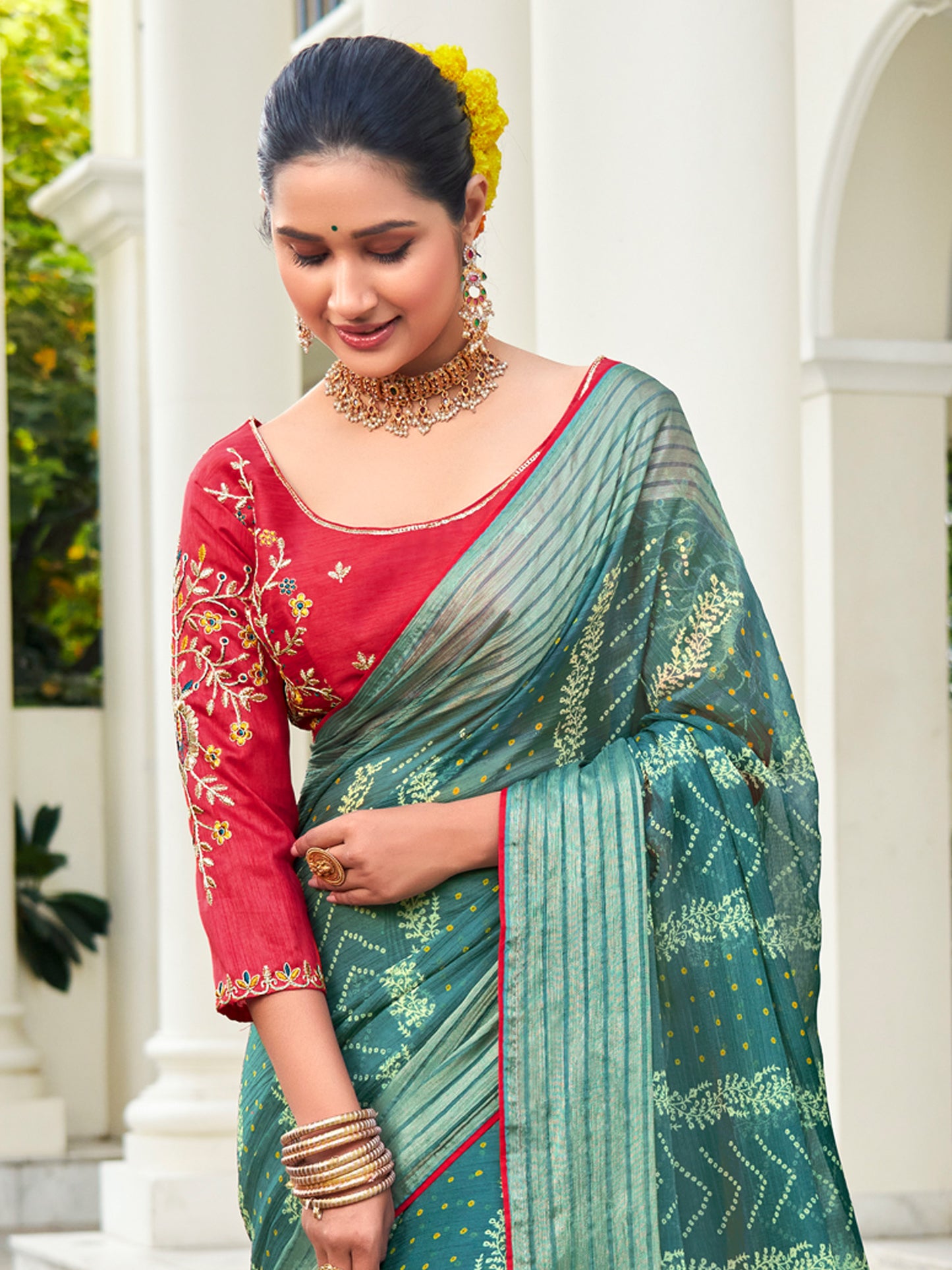 Women's Chiffon Blue Embellished Designer Saree With Blouse Piece