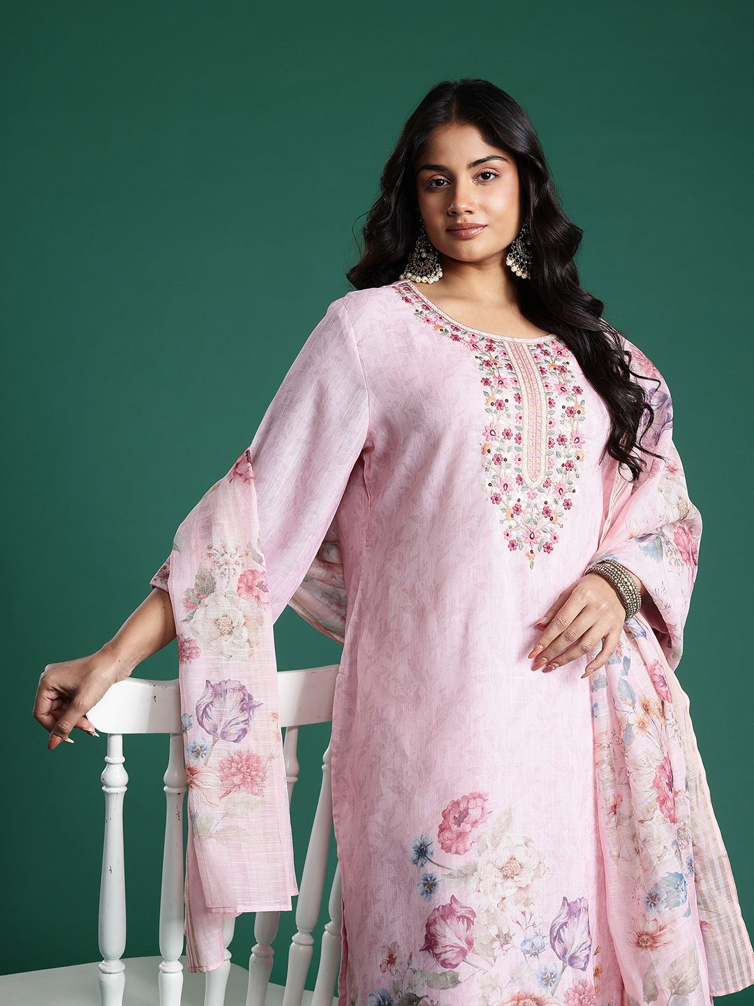Plus Size Floral Print Thread Work Kurta with Palazzos & Dupatta