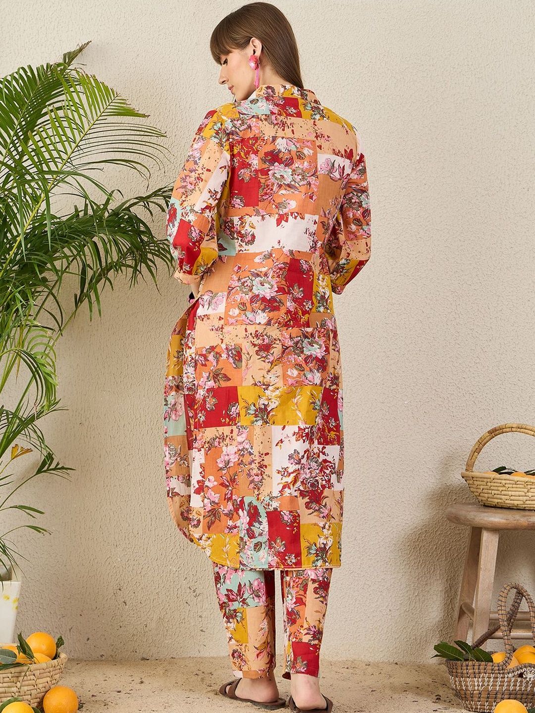 Women Floral Printed Regular Pure Cotton Kurta with Trousers