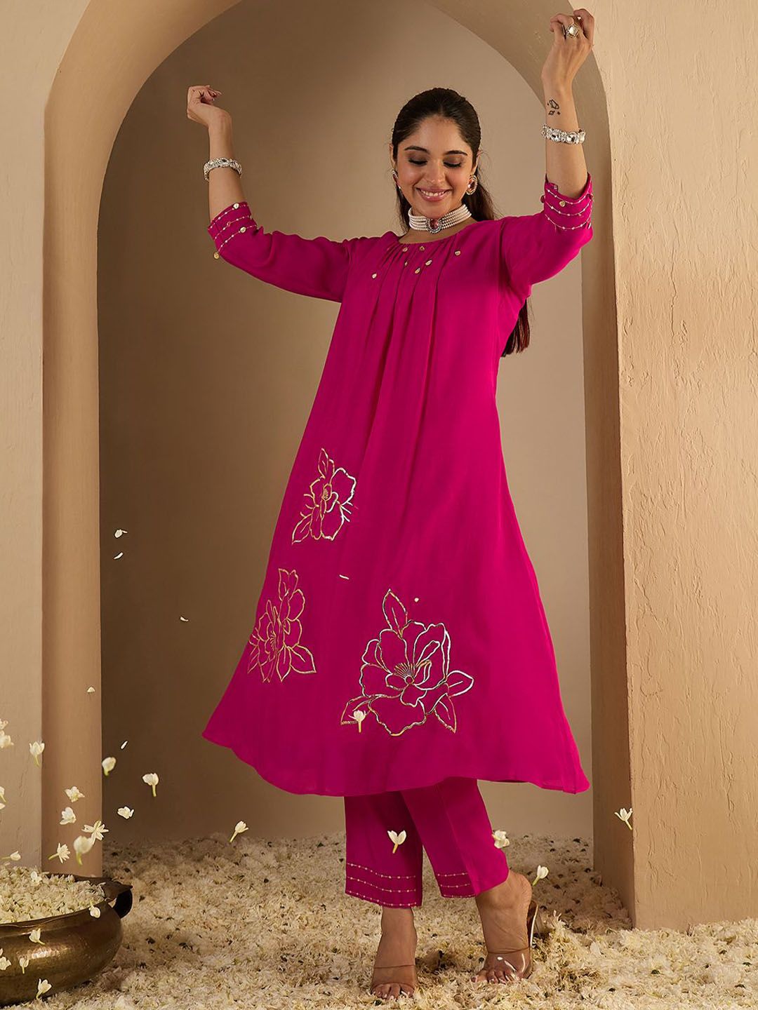 Dhiyona IE Women's Women Floral Printed A-Line Kurta with Trousers