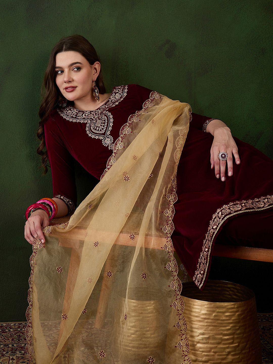 Dhiyona SN Women's Zari Sequence Embroidered Straight Velvet Kurta Trousers With Dupatta