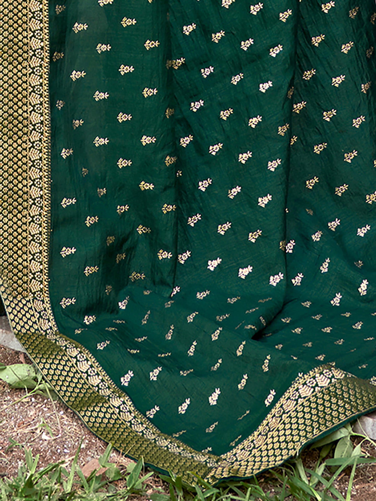 Women's Vichitra Silk Green Embellished Designer Saree With Blouse Piece